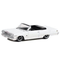 California Lowriders 1963 Chevy Impala SS White Greenlight 1/64 Series 2